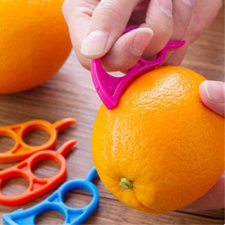Plastic Orange Peelers